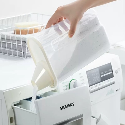 Dobra cena. Ultimate Laundry Hack Detergent bogaty w mannanazę czyści i zmiękcza w jednym kroku w Internecie